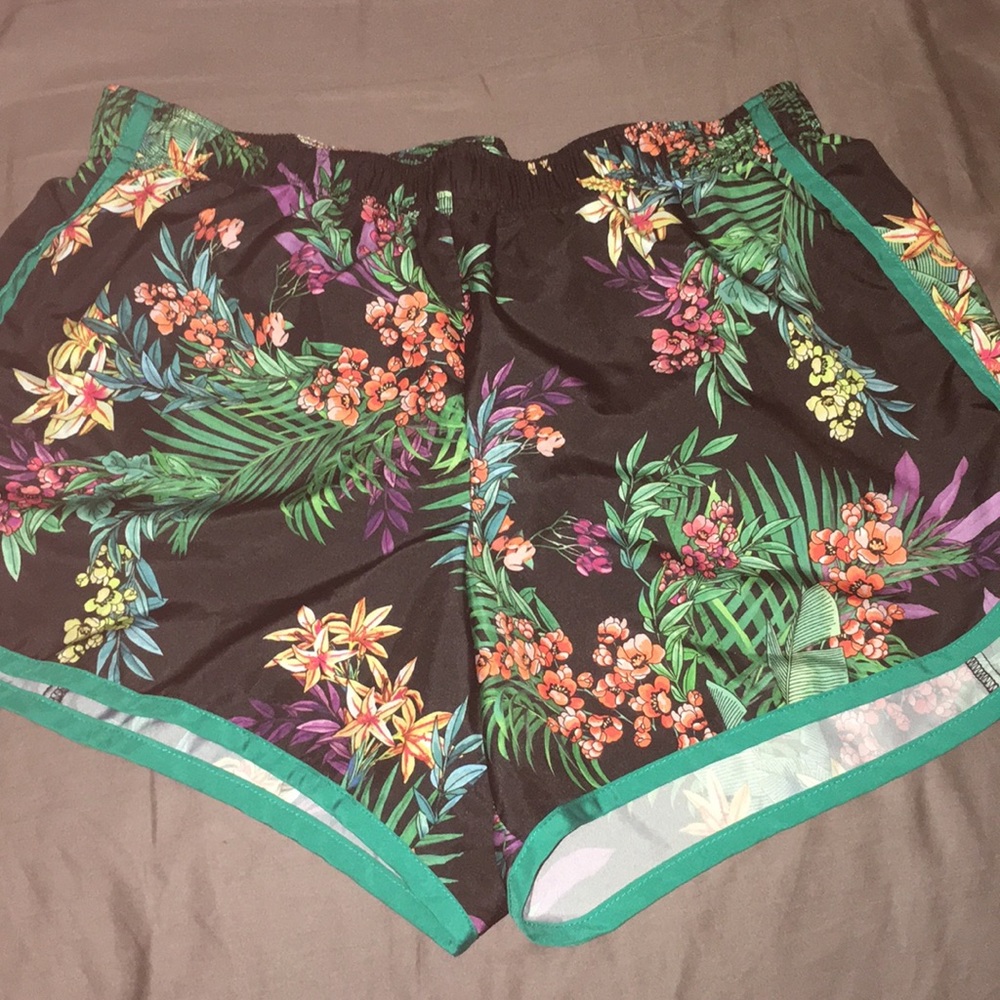 Tropical print running shorts